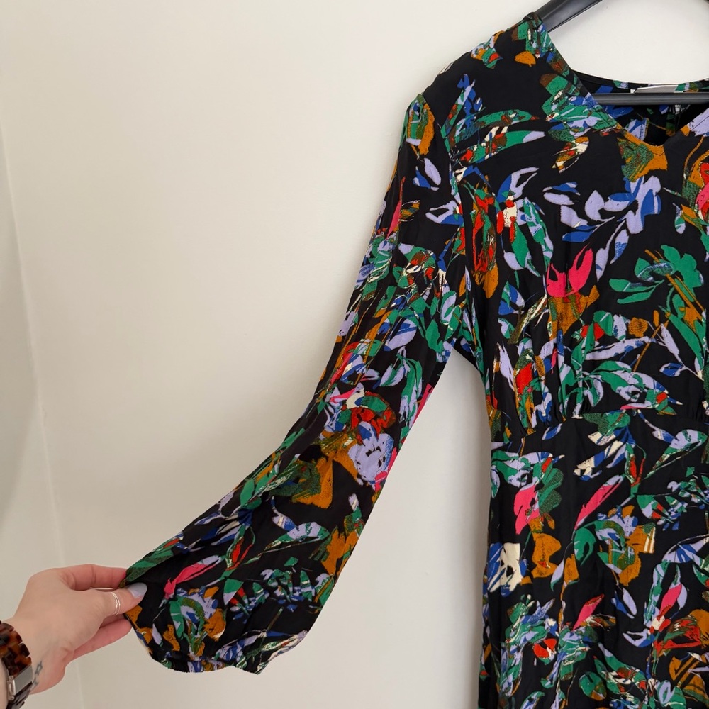 ICHI EcoVero Floral Print Short A-Line Dress Balloon Sleeve V-Neck Size 40 - Picture 3 of 11